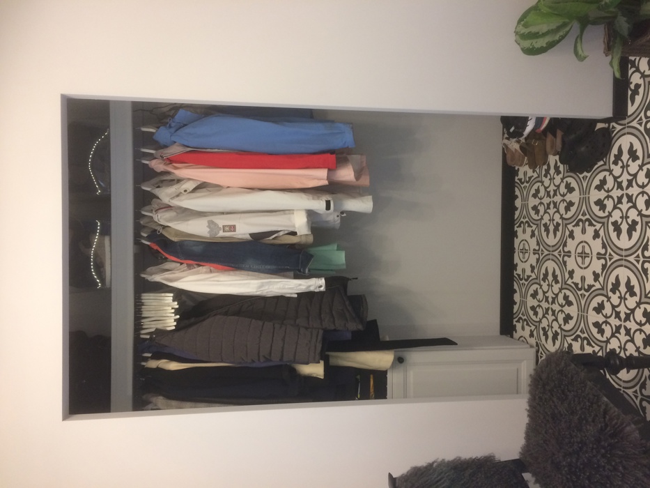 Småbyggprisen Entre Ombruk Låvedør Garderobe3