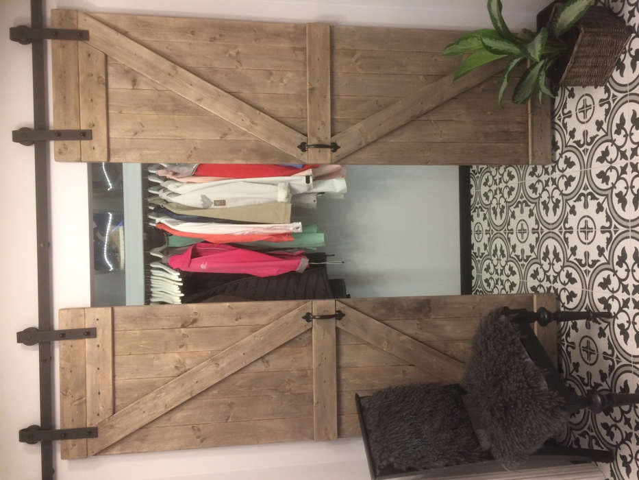 Småbyggprisen Entre Ombruk Låvedør Garderobe1