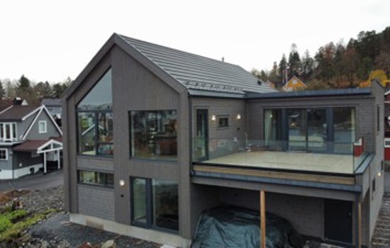 Tryr Skygrå Finalist Eksteriørprisen 2025.. (1)