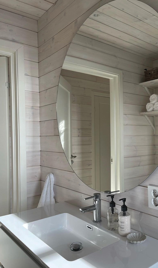 Panel Pa Badet 0003 IG Villa Ikeland
