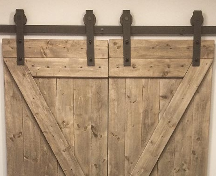 Bilde Av Skyvedorsgarderoba