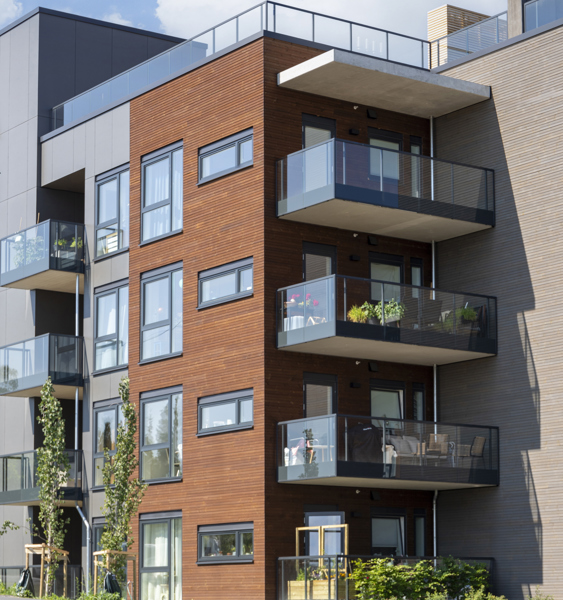 Kledning TRYR Skygrå Og Solbrun Dobbelfals Med Spor Brekketunet OBOS 12