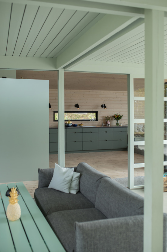 Bli med inn i hytta på Justøya