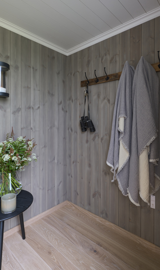 Donna Etterbilder TMM 05938 (1)