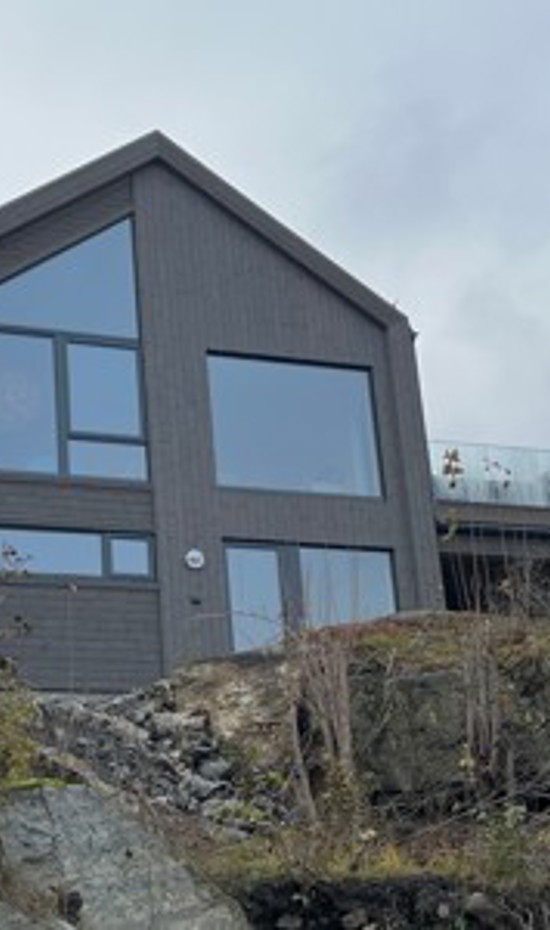 Tryr Skygrå Finalist Eksteriørprisen 2025...